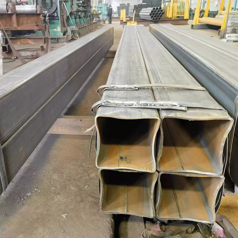 대구경 검정색 직사각형 튜브